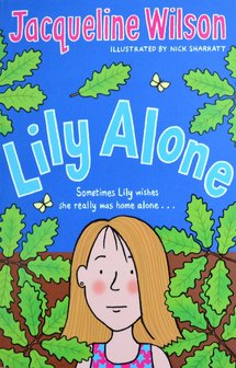 Lily Alone - Jacqueline Wilson