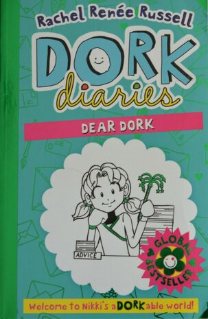 Pakket 3: 6 Engelse leesboeken uit de serie Dork Diaries, licht beschadigd